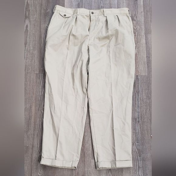 Savane light tan casual pants with pleated front and cuffed hem size 42/30 - Picture 3 of 6